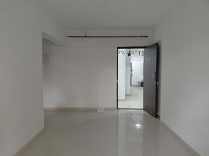 Room in 1 BHK Apartment at Sushanku Avenue 36, Goregaon West – for Rent