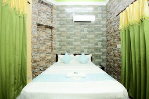 Bathroom in 3 BHK Independent House at Gomti Nagar – for Rent