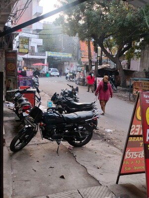  Shop – Exterior View View at Rohini Sector 16 - for Rent