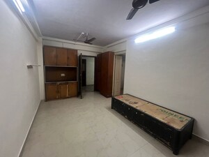 1 RK Apartment For Rent in Chatrapati Shivaji Raje Complex, Kandivali West