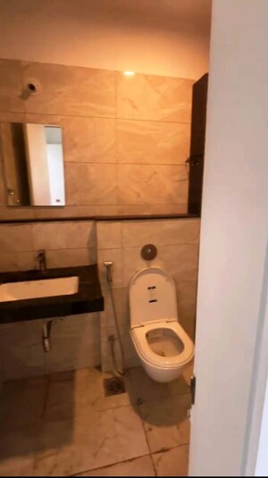Bathroom in 3.5 BHK Apartment at Amanora Gold Towers, Hadapsar – for Rent