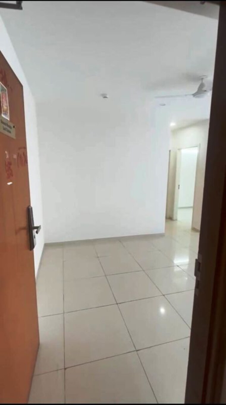 Bathroom, amanora-gold-towers 3.5 Bedroom 1650 Sq.Ft. Apartment In Hadapsar Pune 10200728