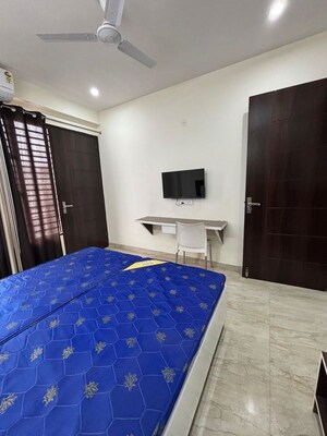 Bedroom in 2 BHK Builder Floor at Sector 39 – for Rent