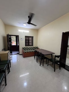 2 BHK + Extra Room Apartment For Rent in Santacruz East