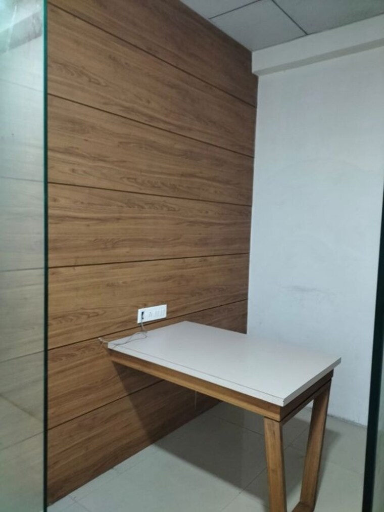 Room, bsel-tech-park Commercial Office Space 700 Sq.Ft. In Vashi Sector 30a Navi Mumbai 10200788
