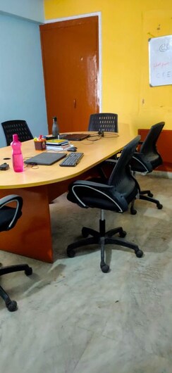 Office Space For Rent in Fraser Road Area