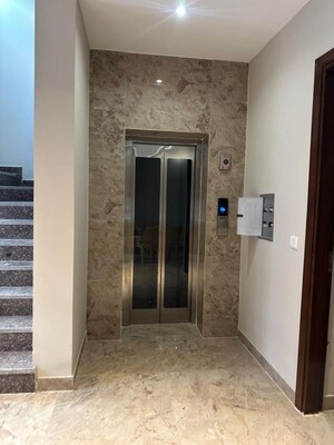 Building Lobby in 5 BHK Villa at Metro Spanish Villas, Patiala Road – for Rent