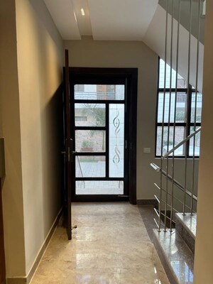 Room in 5 BHK Villa at Metro Spanish Villas, Patiala Road – for Rent