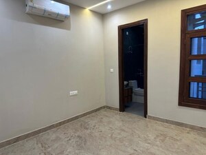 Room in 5 BHK Villa at Metro Spanish Villas, Patiala Road – for Rent