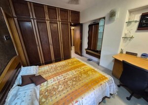 Bedroom in 2 BHK Apartment at Hiranandani Gardens, Powai – for Rent