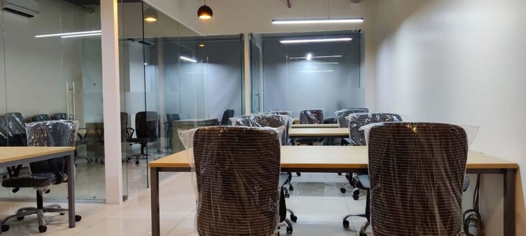 Team Area, bsel-tech-park Commercial Office Space 1600 Sq.Ft. In Vashi Sector 30a Navi Mumbai 10200841