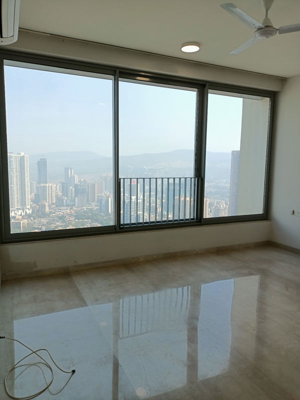 3 BHK + Pooja Room Apartment For Sale in Oberoi Realty Esquire