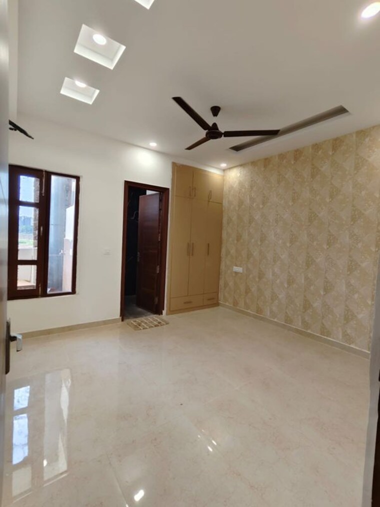 Room, ramgarh bhudda 3 Bedroom 1850 Sq.Ft. Builder Floor In Ramgarh Bhudda Zirakpur 10200848
