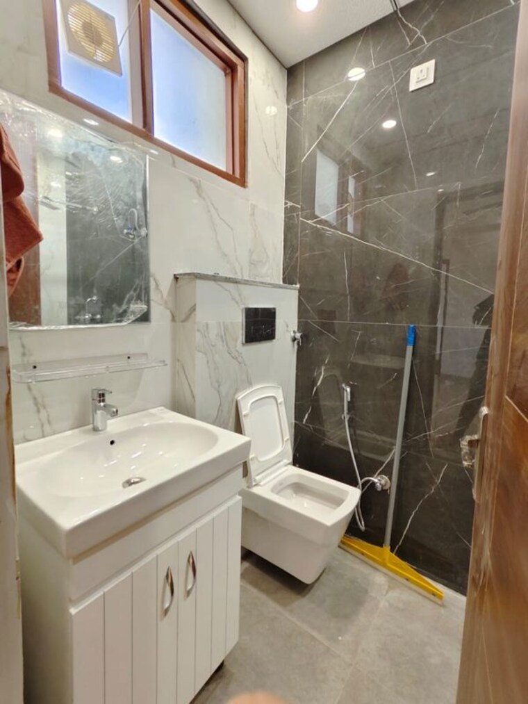 Team Area, ramgarh bhudda 3 Bedroom 1850 Sq.Ft. Builder Floor In Ramgarh Bhudda Zirakpur 10200848