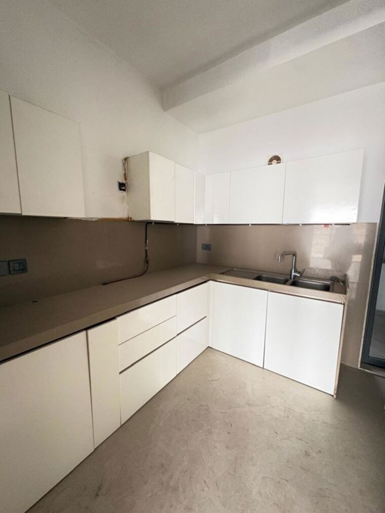 Kitchen, khar west 4 Bedroom 2200 Sq.Ft. Apartment In Khar West Mumbai 10200871