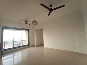 Room in 2 BHK Apartment at Miracle Heights, Kopar Khairane – for Sale