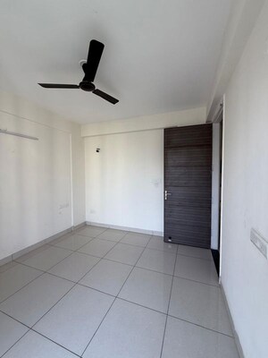 Bathroom in 3 BHK Apartment at Highland Park Chandigarh, Bhabat – for Rent