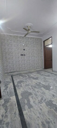 1 BHK + Pooja Room Builder Floor For Rent in Govindpuri