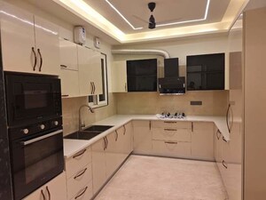 Kitchen in 3 BHK Builder Floor at Dlf Phase I – for Sale