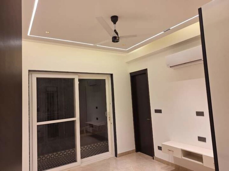 undefined, dlf phase i 3 Bedroom 1600 Sq.Ft. Builder Floor In Dlf Phase I Gurgaon 10200886