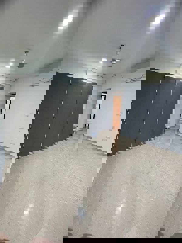 3 BHK + Store Room 1545 Sq.Ft. Apartment in Oberoi Realty Esquire