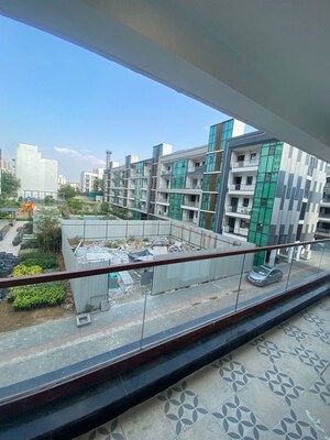 Balcony in 3 BHK Apartment at Signature Global City 63A, Sector 63a – for Rent