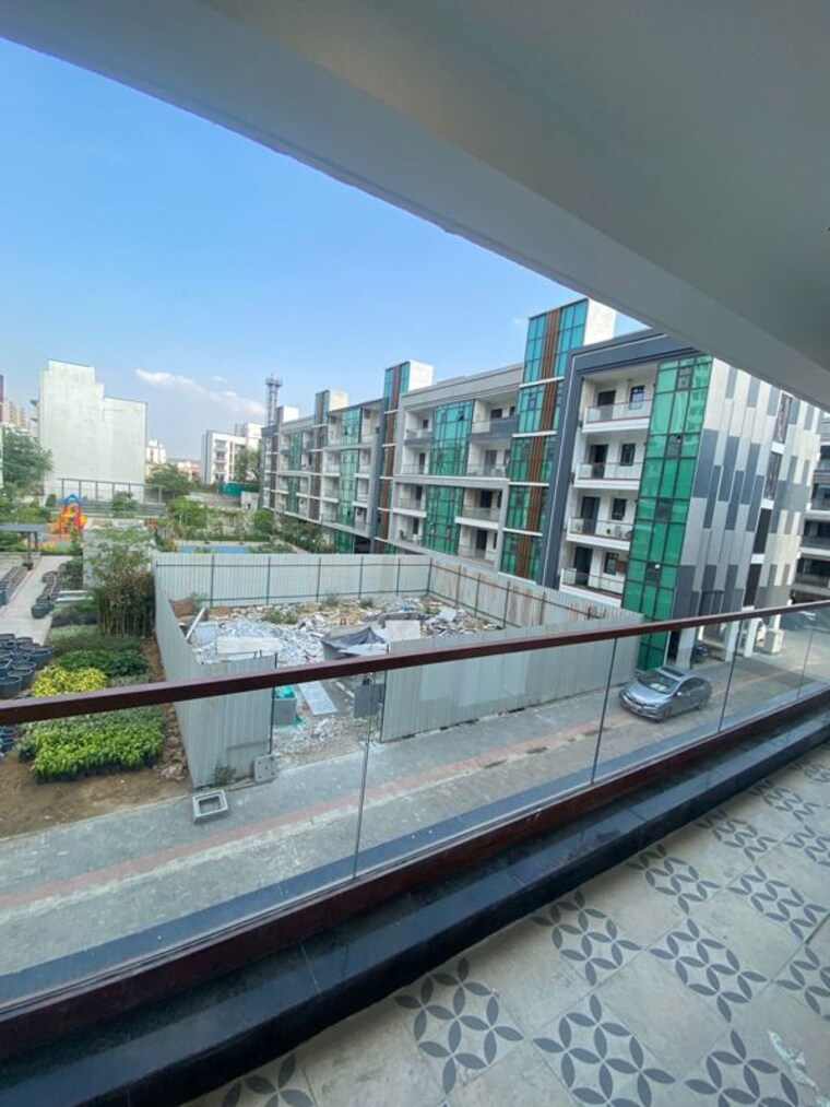 Balcony, signature-global-city-63a 3 Bedroom 1350 Sq.Ft. Apartment In Sector 63a Gurgaon 10200922