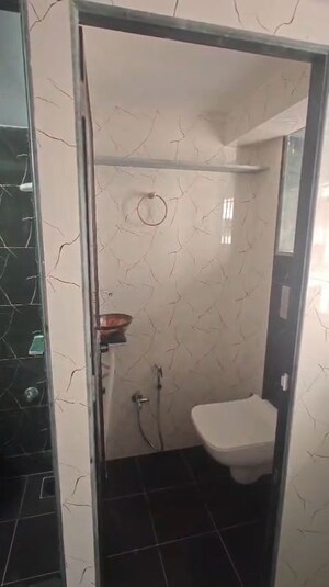 Bathroom in 1 BHK Apartment at Lower Parel – for Rent