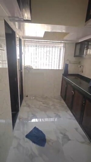 Master Bedroom in 1 BHK Apartment at Lower Parel – for Rent