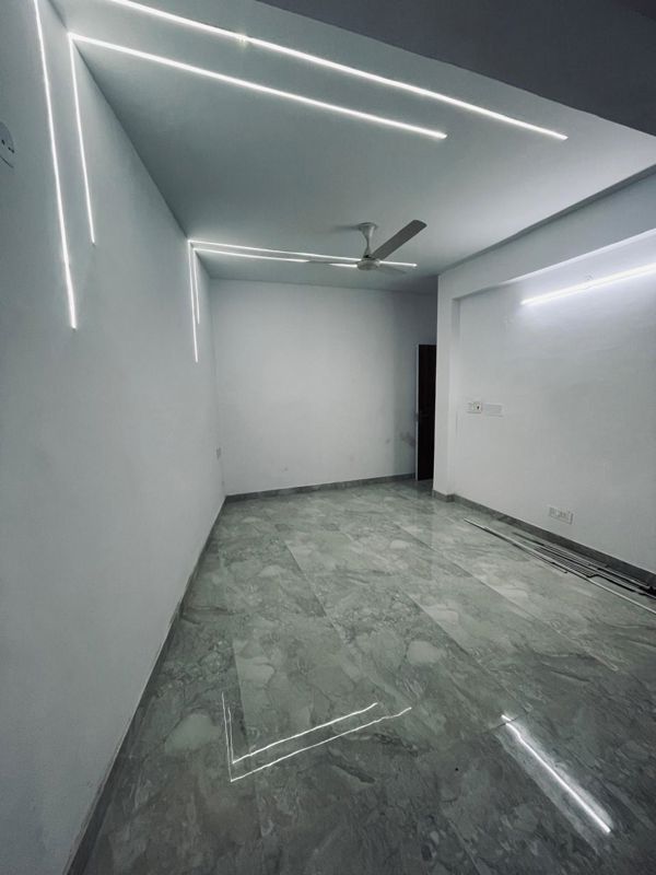 2 BHK + Pooja Room,Study Room Builder Floor For Rent in Relaxo Apartment