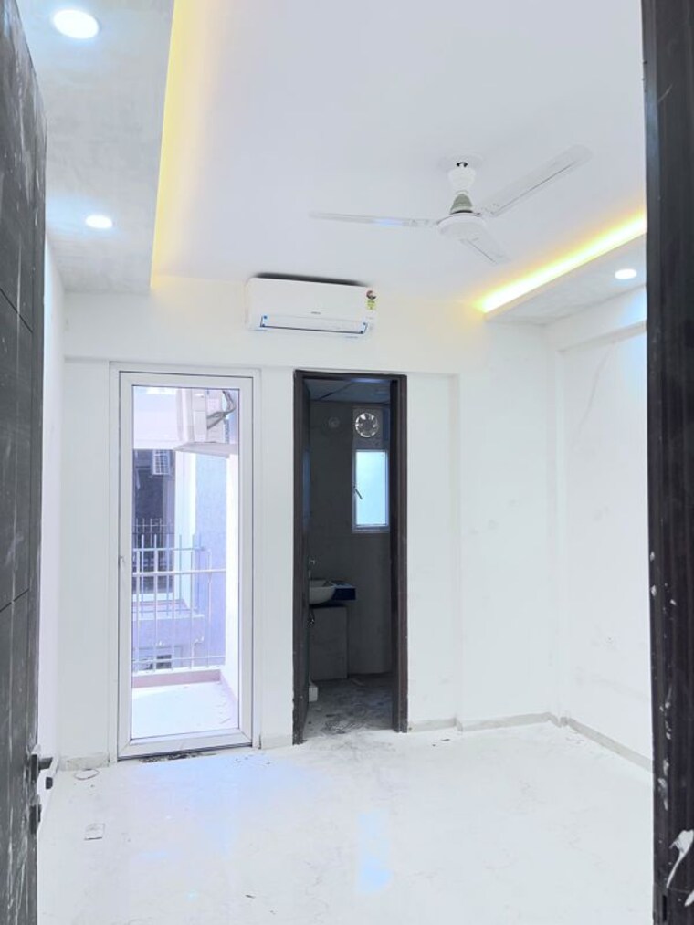 Room, smart-world-gems 3.5 Bedroom 1494 Sq.Ft. Builder Floor In Sector 89 Gurgaon 10200898