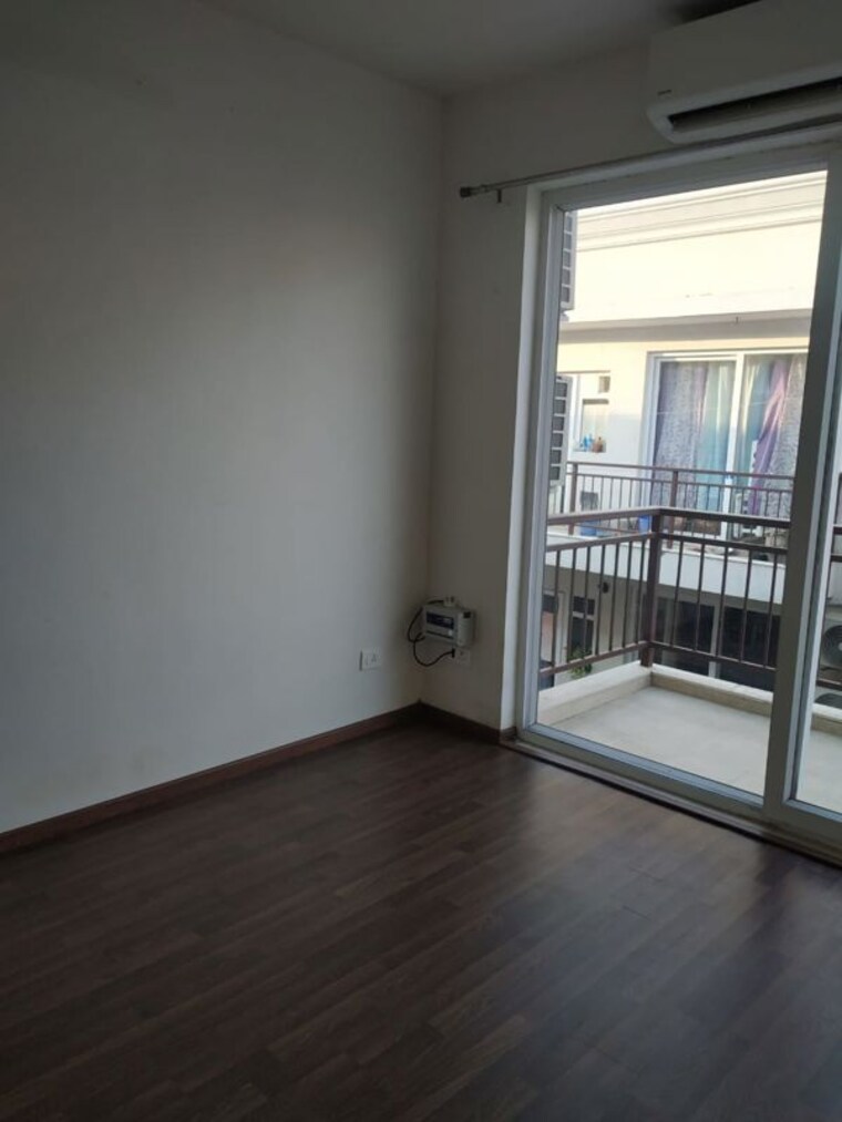 Room, bptp-astaire-gardens-pedestal-floors 3 Bedroom 1149 Sq.Ft. Builder Floor In Sector 70a Gurgaon 10200961