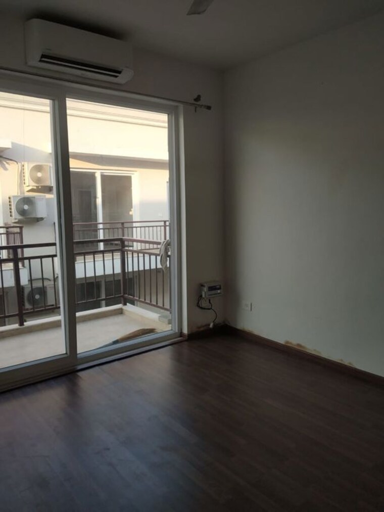 Room, bptp-astaire-gardens-pedestal-floors 3 Bedroom 1149 Sq.Ft. Builder Floor In Sector 70a Gurgaon 10200961
