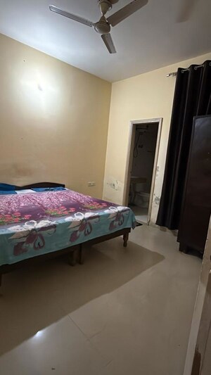 Bedroom in 2 BHK Builder Floor at Relaxo Apartment, Sector 46 – for Rent
