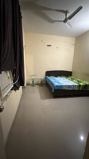 Bedroom in 2 BHK Builder Floor at Relaxo Apartment, Sector 46 – for Rent