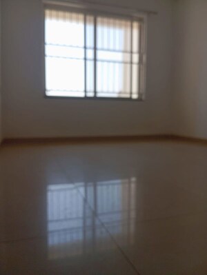 Room in 3 BHK Apartment at Kolte Patil Life Republic, Hinjewadi – for Rent