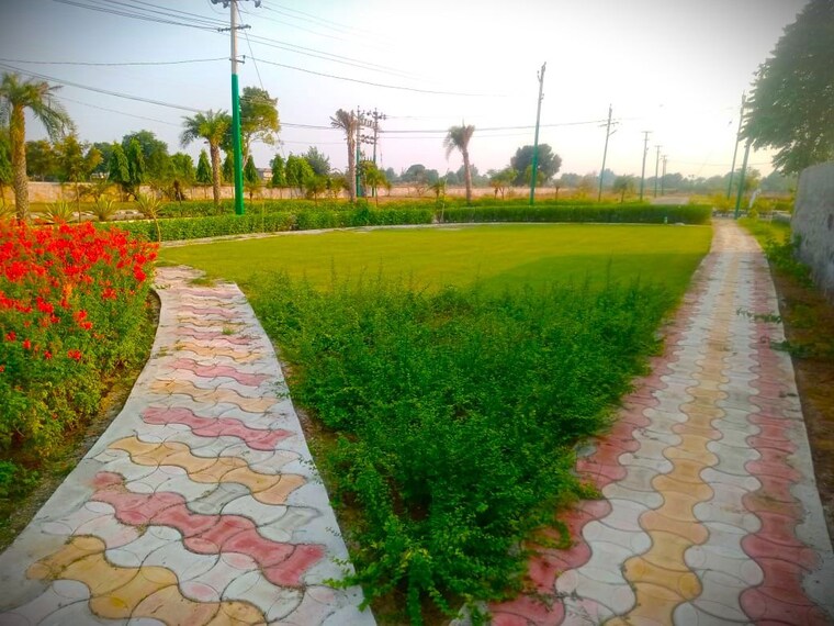 Garden, lifestyle-city  108 Sq.Yd. Plot In Alwar Bypass Road Bhiwadi 10068280