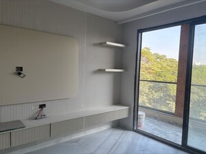 Room in 3.5 BHK Builder Floor at South City 2 – for Sale