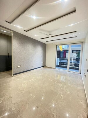 Room in 3 BHK Builder Floor at Huda Staff Colony, Sector 46 – for Rent