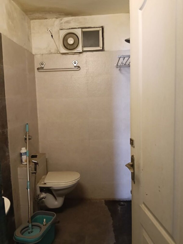 Bathroom, shankar nagar 2 Bedroom 1300 Sq.Ft. Apartment In Shankar Nagar Raipur 10201004