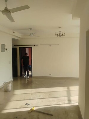Room in 2 BHK Independent House at Sector 48 – for Rent