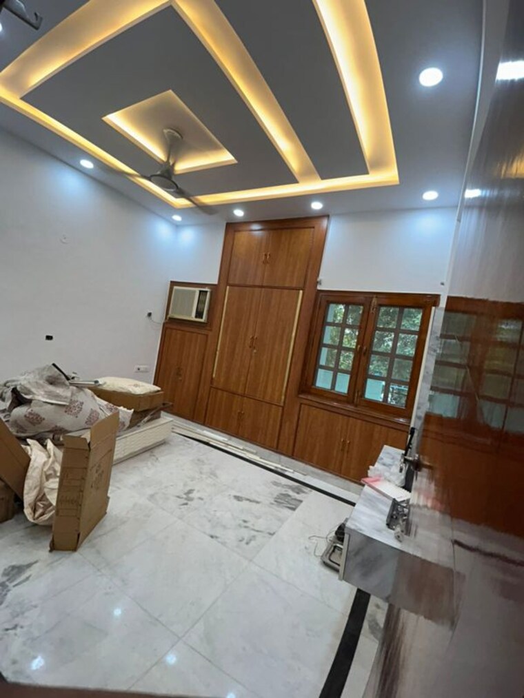 Room, rohini sector 13 3 Bedroom 1250 Sq.Ft. Apartment In Rohini Sector 13 Delhi 10201106
