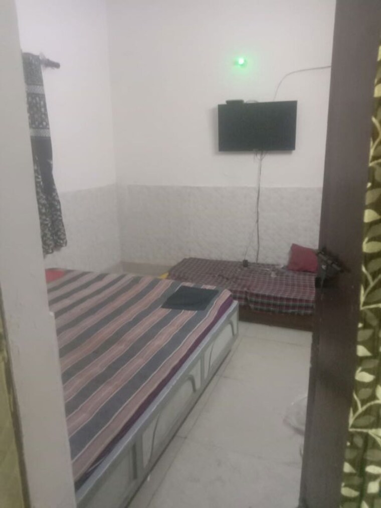 Bedroom, gulmohar-estate 1 Bedroom 450 Sq.Ft. Builder Floor In Pi Greater Noida Greater Noida 10201148