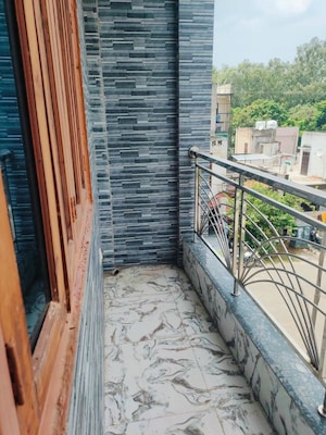 Balcony in 1 BHK Villa at Alpha 1 RWA, Alpha 1 Greater Noida – for Rent