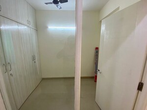 Room in 2 BHK Apartment at Emaar Emerald Estate, Sector 65 – for Sale