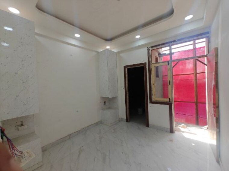Bedroom, sector 73 1 Bedroom 580 Sq.Ft. Builder Floor In Sector 73 Noida 10201163