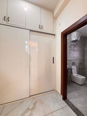 Room in 1 RK Builder Floor at Pragati Hills, Sector 47 – for Rent