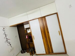 Furnished Amenities in 2 BHK Apartment at Majestique Towers East Phase 1, Kharadi – for Rent