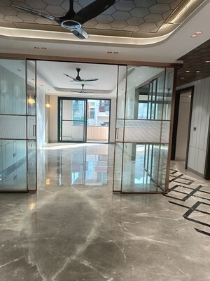 4 BHK Builder Floor For Sale in Chittaranjan Park