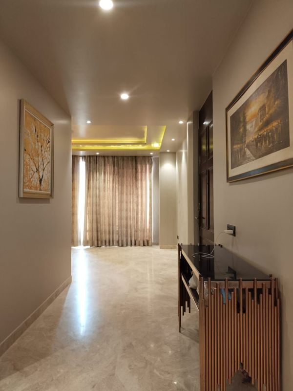 3 BHK + Servant Room Apartment For Sale in Ansal Sushant Apartments